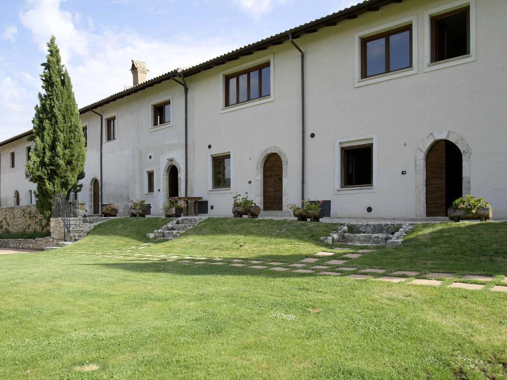 Appartamenti Il Capomandro Sant'Anatolia Exterior photo