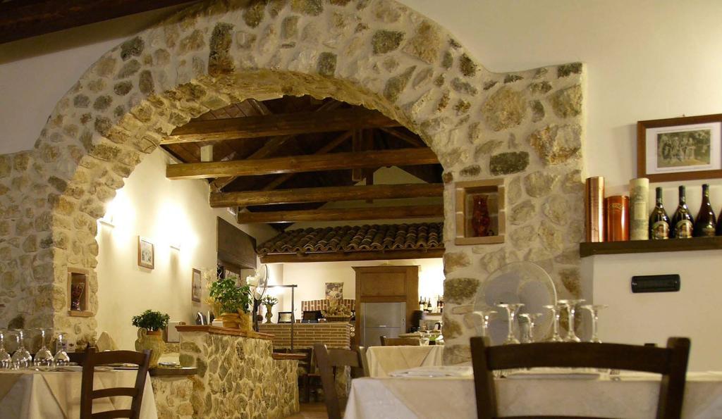 Appartamenti Il Capomandro Sant'Anatolia Exterior photo